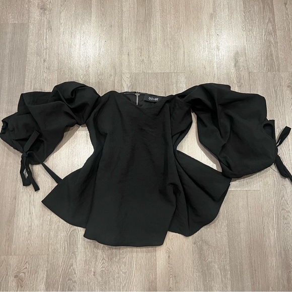 DO+BE Black Off Shoulder Blouse with Puff Sleeve - Picture 3 of 6